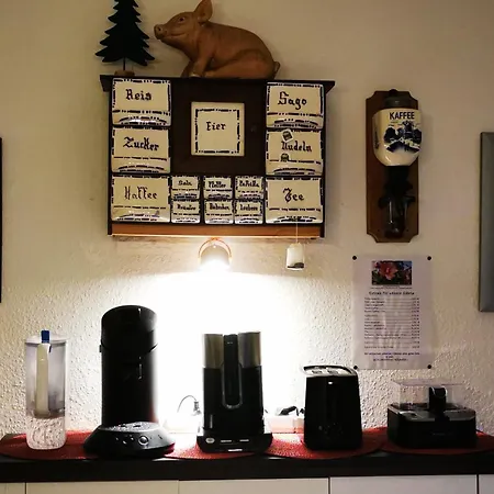 Bed&breakfast_einzelzimmer ベッド・アンド・ブレックファスト Sauerthal